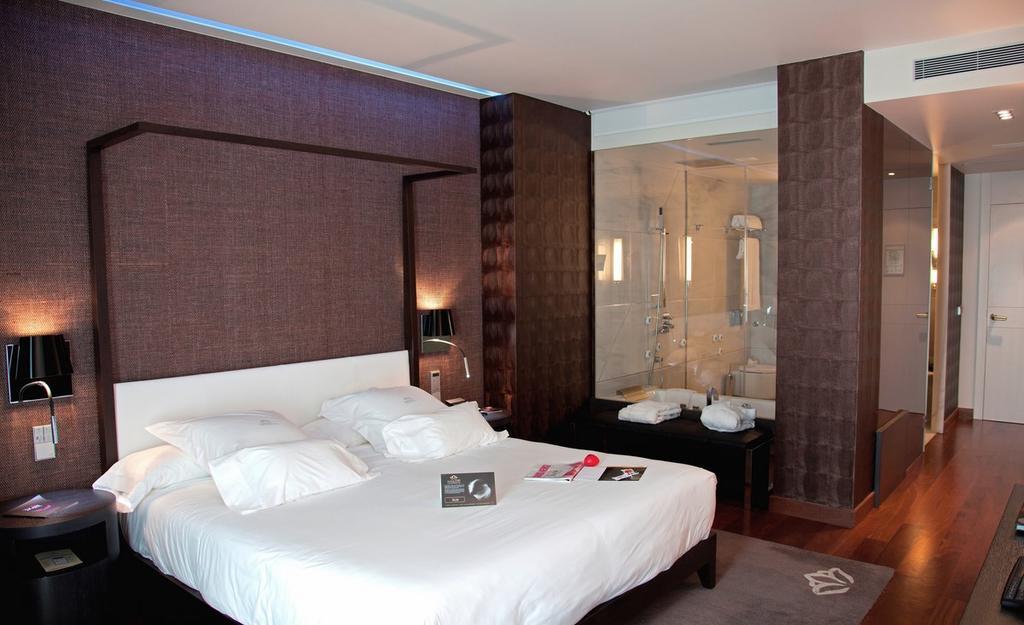 Gran Hotel Nagari Boutique & Spa Vigo Ngoại thất bức ảnh A room at the hotel