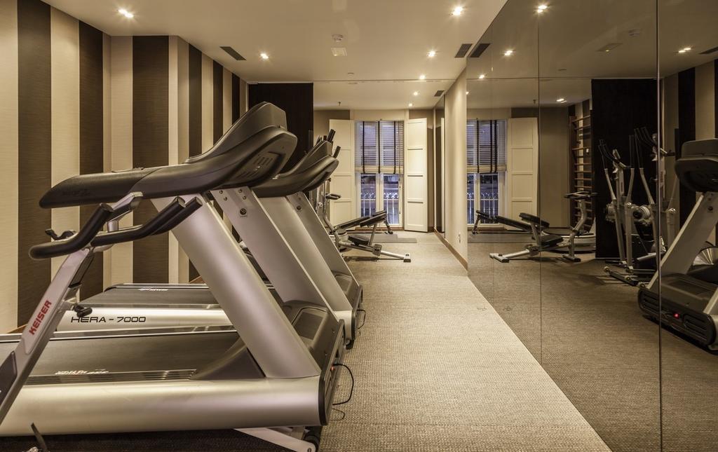 Gran Hotel Nagari Boutique & Spa Vigo Ngoại thất bức ảnh The gym at The Ivy Collection