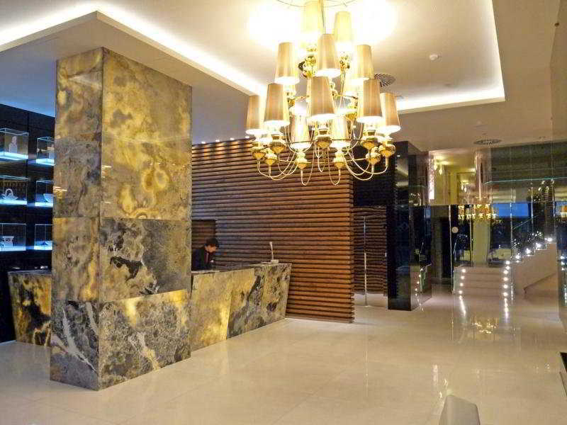 Gran Hotel Nagari Boutique & Spa Vigo Ngoại thất bức ảnh Lobby