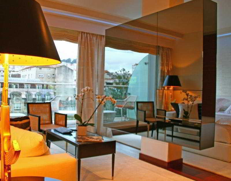 Gran Hotel Nagari Boutique & Spa Vigo Nội địa bức ảnh A room at the hotel